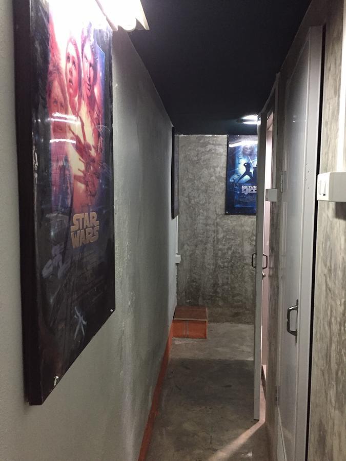 Tiger House Hostel (Adults Only) Чиангмай Экстерьер фото