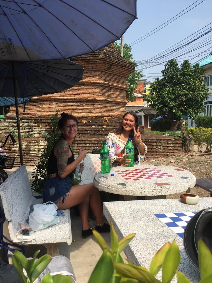 Tiger House Hostel (Adults Only) Чиангмай Экстерьер фото